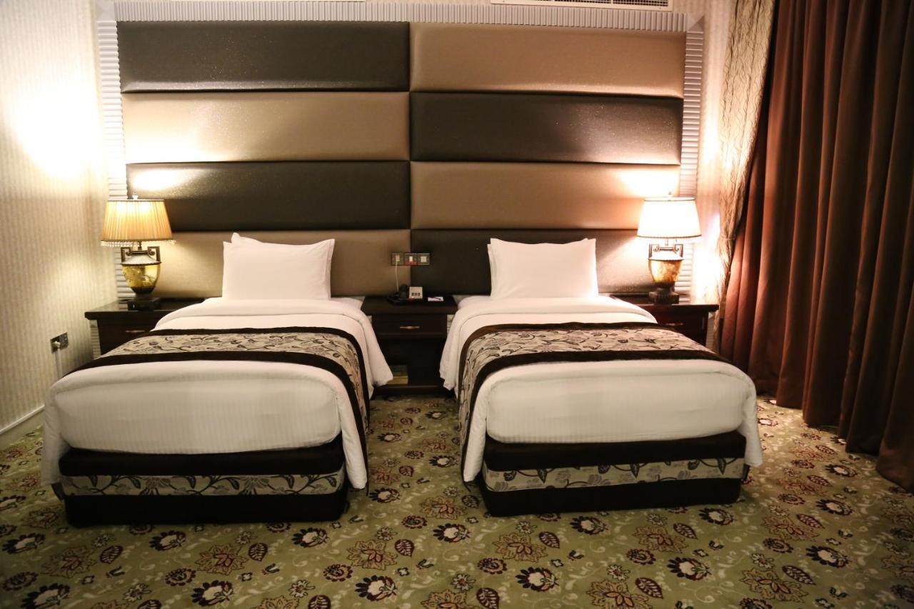Abjad Crown Hotel Dubai Exterior foto