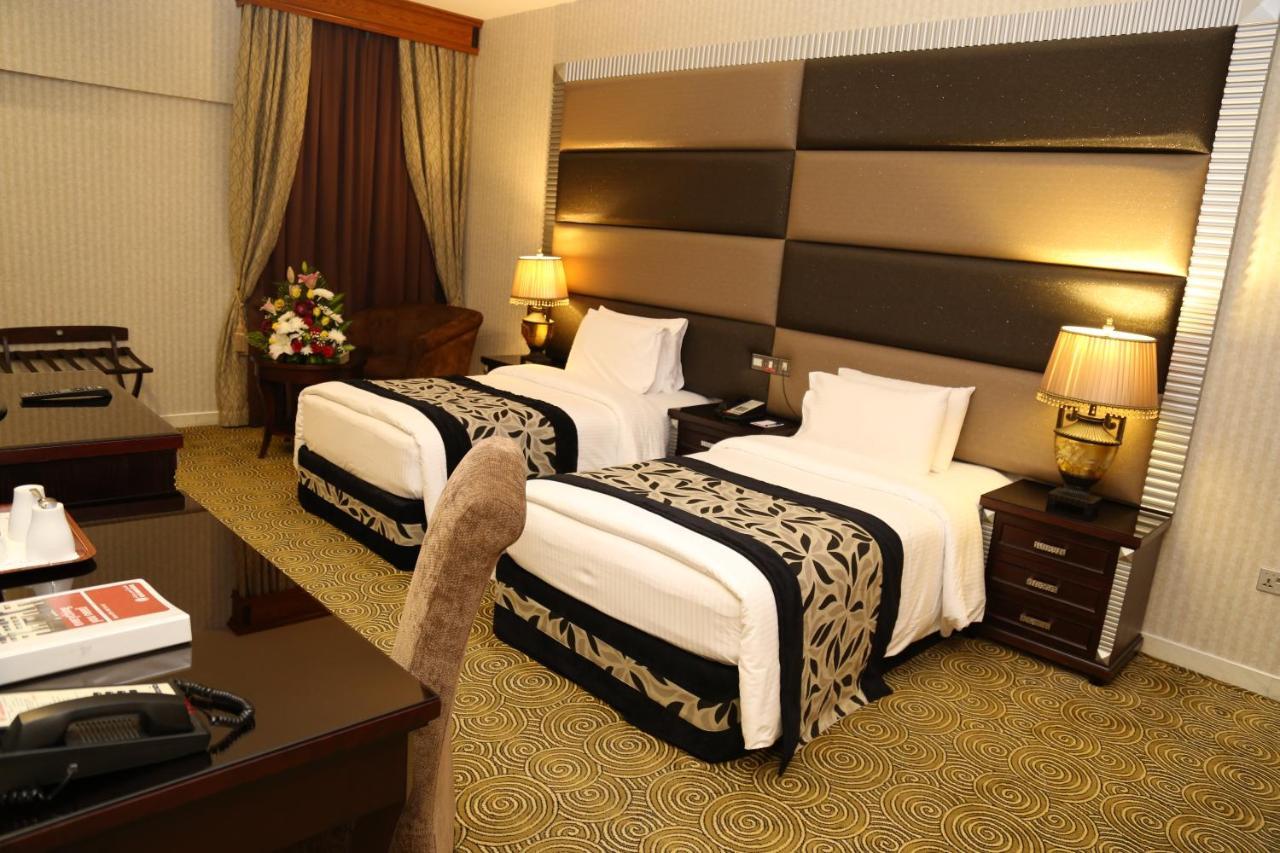 Abjad Crown Hotel Dubai Exterior foto