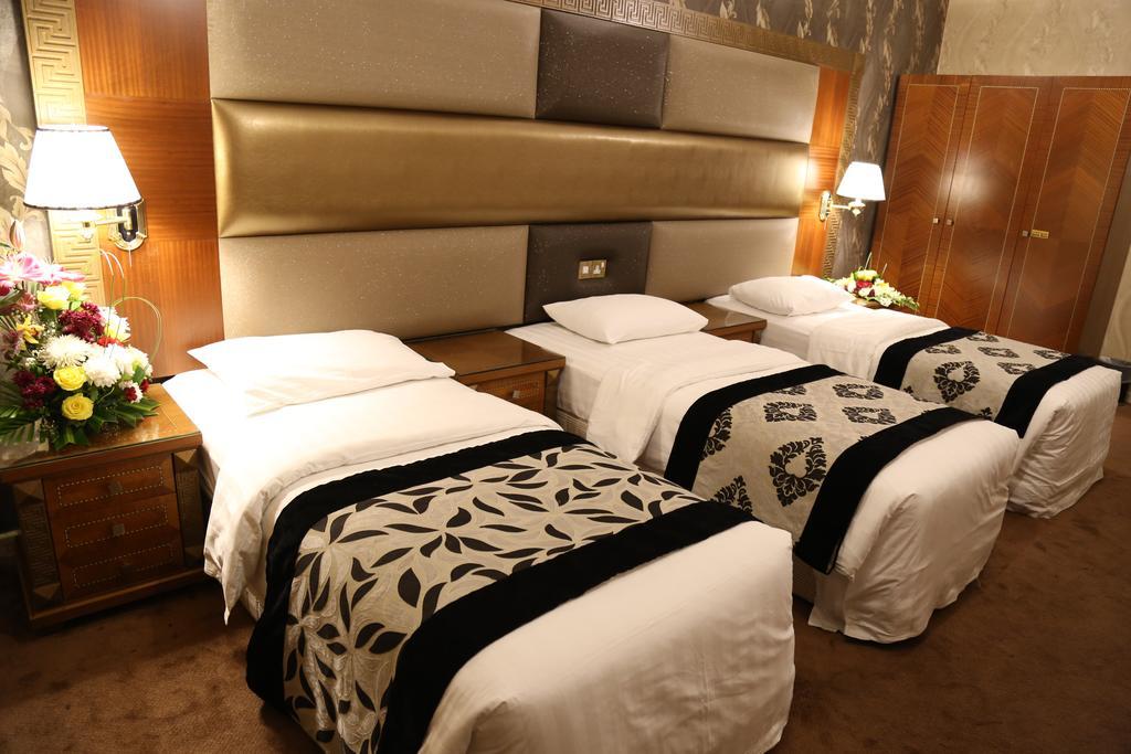 Abjad Crown Hotel Dubai Exterior foto