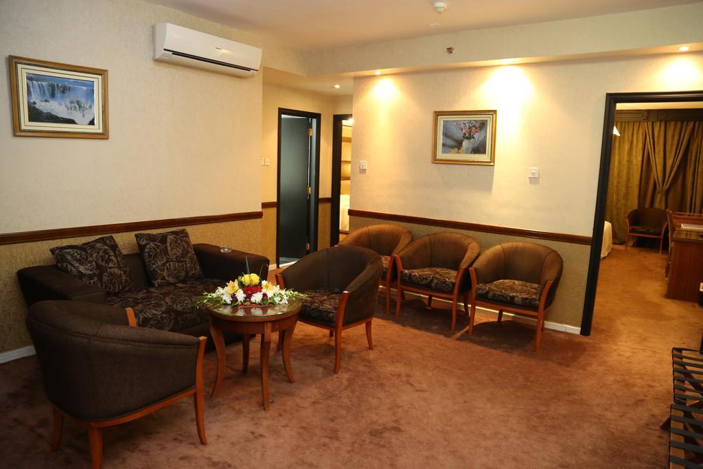 Abjad Crown Hotel Dubai Exterior foto