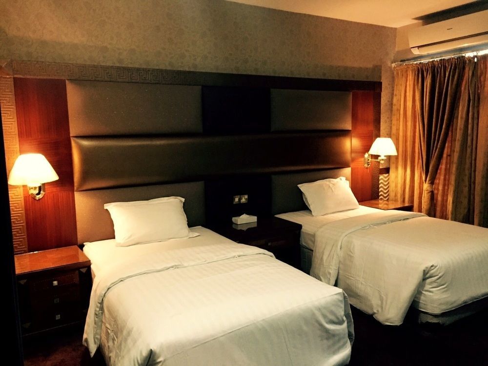 Abjad Crown Hotel Dubai Exterior foto